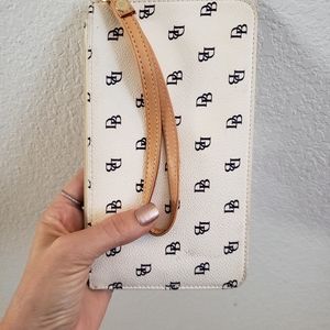 Dooney & Burke wristlet, off-white, navy letters